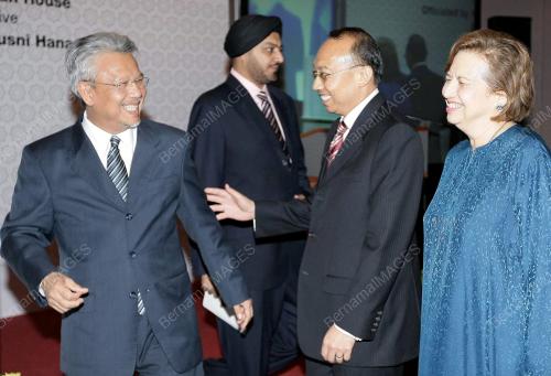 AHMAD HUSNI HANADZLAH