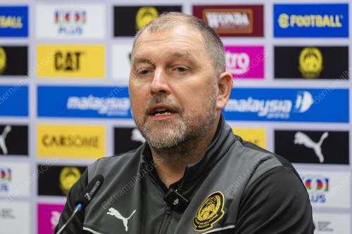 PETER CKLAMOVSKI