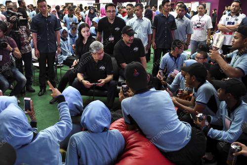 KL30_18112017_PELANCARAN_BN201711171806