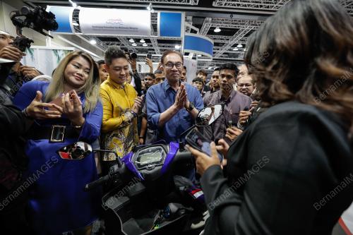 DATUK SERI ANWAR IBRAHIM