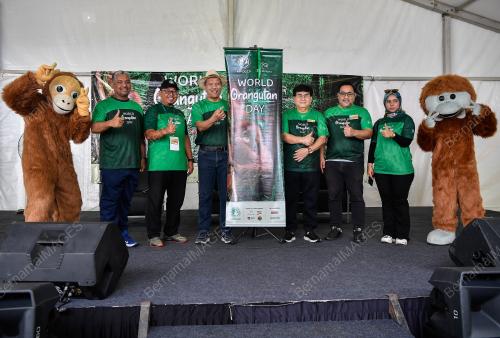 DATUK MAD ZAIDI MOHD KARLI @ SUKARI