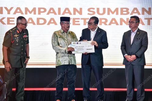 DATUK SERI MOHAMED KHALED NORDIN