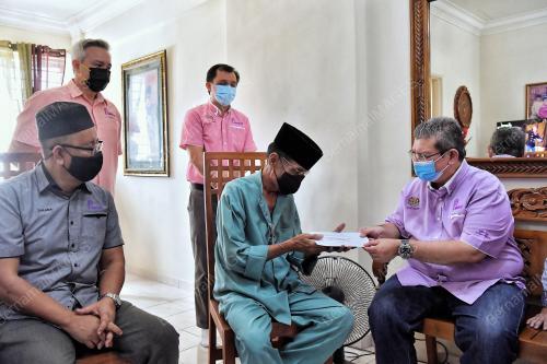 DATUK SAIFUDDIN ABDULLAH