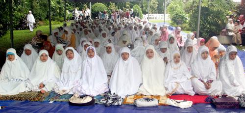 KAKITANGAN KEDUTAAN INDONESIA