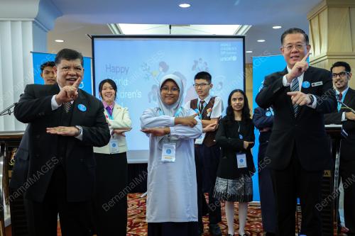 TAN SRI JOHARI ABDUL