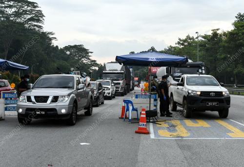 TINJAUAN ALIRAN TRAFIK DAN RENTAS NEGERI SEMPENA AIDILFITRI