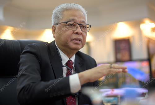 DATUK SERI ISMAIL SABRI YAAKOB