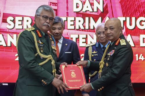 DATUK SERI MOHAMAD HASAN
