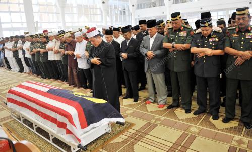 KL30_22082015_AGONG_ATM