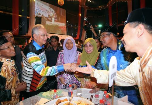 DATUK SERI MOHD NAJIB TUN ABDUL RAZAK