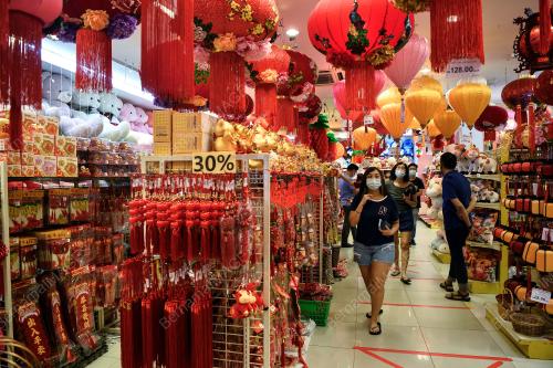TINJAUAN PERSIAPAN TAHUN BARU CINA