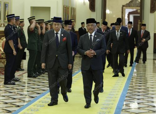 AL-SULTAN ABDULLAH RI'AYATUDDIN AL-MUSTAFA BILLAH SHAH