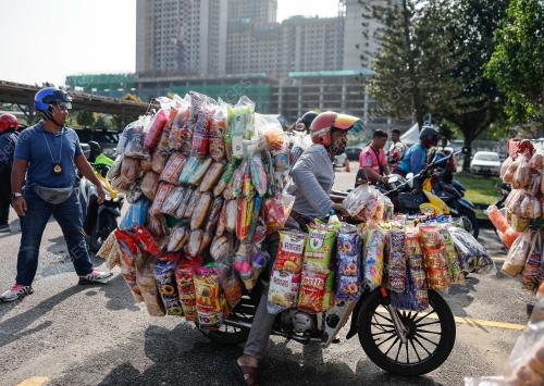 OPERASI PEMANDU WARGA ASING (OP PEWA)