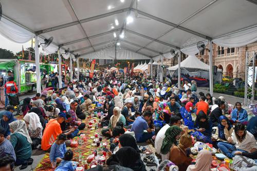 IFTAR DI KUALA LUMPUR