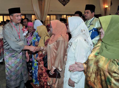 DATUK SERI HISHAMMUDDIN TUN HUSSEIN