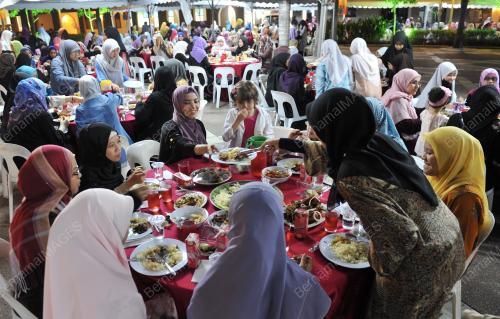 KL30_24072013_UIA