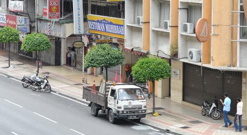 KL30_25012012_KEDAI_TUTUP