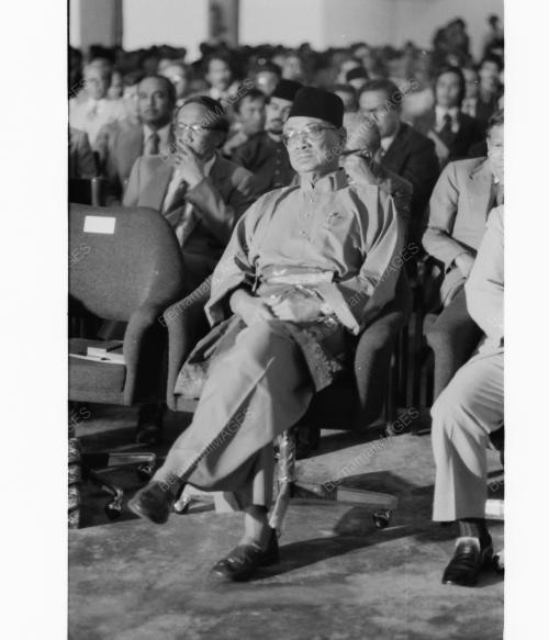 TUNKU ABDUL RAHMAN LANCAR BANGUNAN