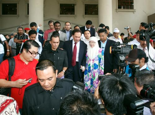 ANWAR IBRAHIM