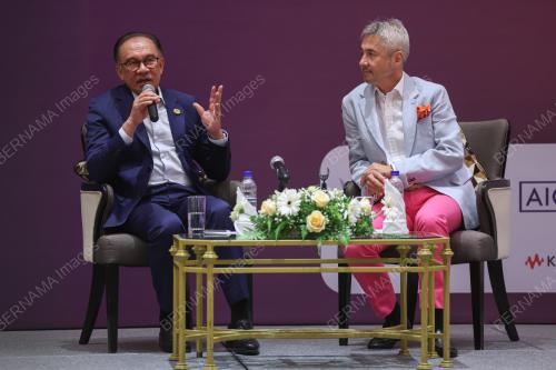 DATUK SERI ANWAR IBRAHIM