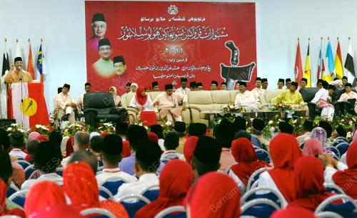 DATUK SERI HISHAMMUDDIN TUN HUSSEIN