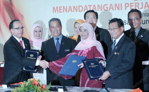 MUHYIDDIN YASSIN