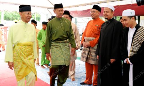 KL30_27042012_AGONG