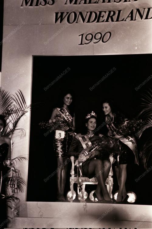 MISS WONDERLAND MALAYSIA 1990