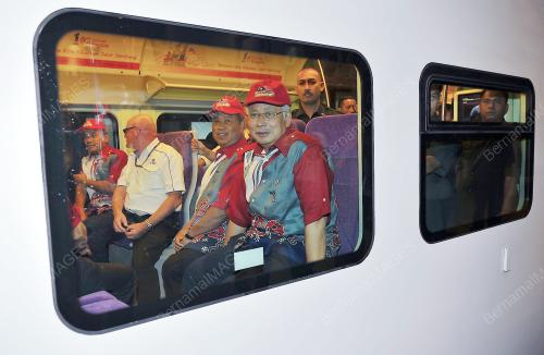 DATUK SERI MOHD NAJIB TUN ABDUL RAZAK