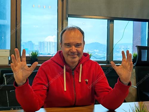 PETER VESTERBACKA