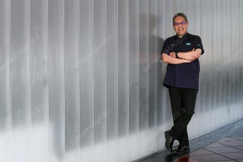 KHAIRUL AZIZI ISMAIL