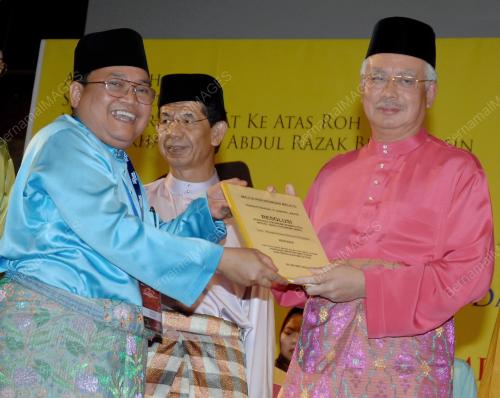 MOHD NAJIB TUN ABDUL RAZAK