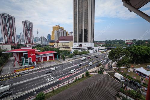 PERSIMPANGAN LEBUHRAYA SULTAN ISKANDAR KUALA LUMPUR