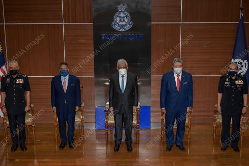 DATUK SERI HAMZAH ZAINUDIN