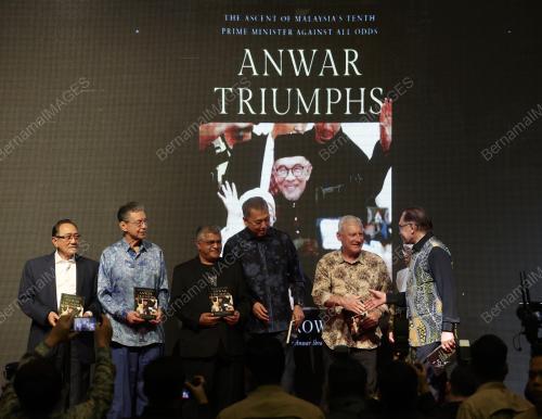 DATUK SERI ANWAR IBRAHIM