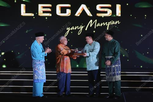 NOR AZMAN ZAINAL