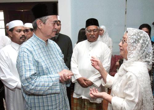 TUN ABDULLAH AHMAD BADAWI