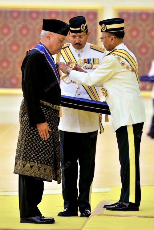 KL31_01022013_AGONG_PINGAT