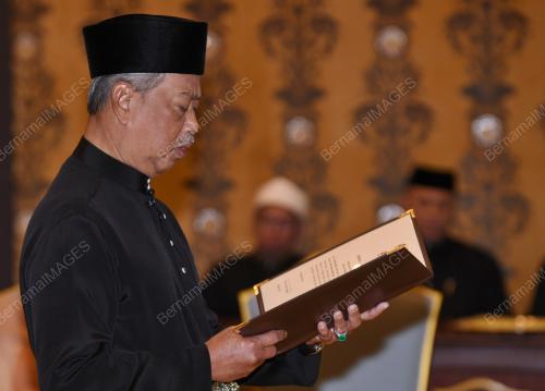TAN SRI MUHYIDDIN YASSIN