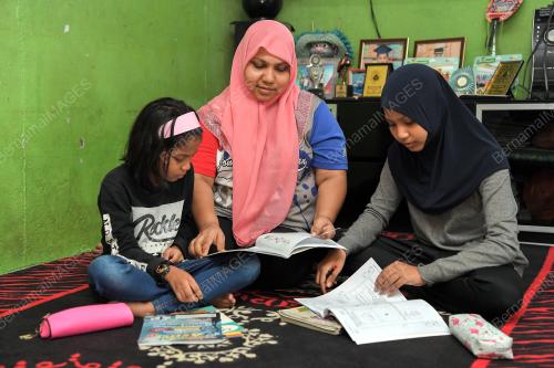 PAKEJ RANGSANGAN EKONOMI PERHATIAN RAKYAT