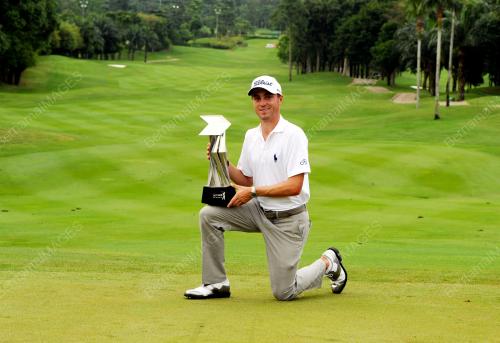 KL31_01112015_GOLF_CIMB