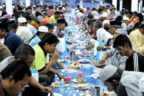 KL31_02082012_BUKA_PUASA
