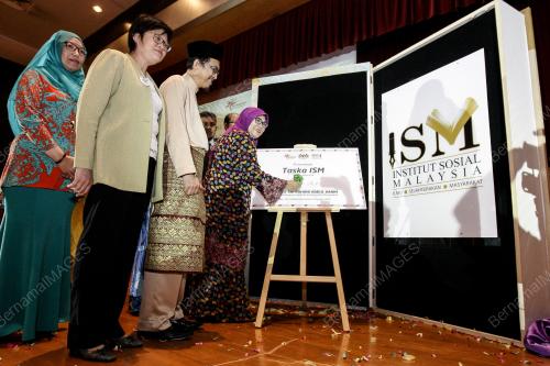 KL31_02082016_ROHANI_ISM