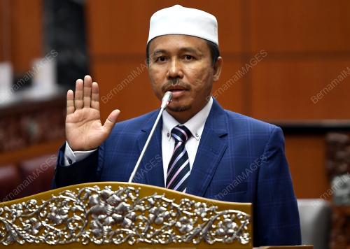 SENATOR AHMAD YAHAYA