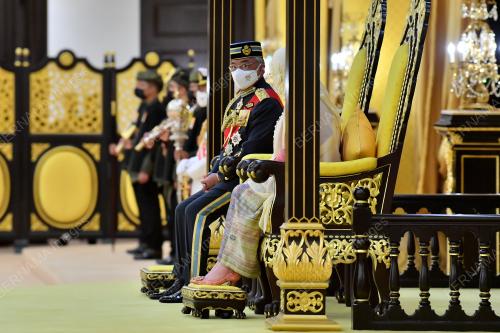 AL-SULTAN ABDULLAH RI'AYATUDDIN AL-MUSTAFA BILLAH SHAH
