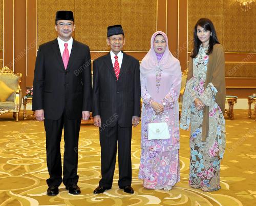 KL31_03062013_AGONG