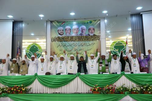 KL31_03062015_PAS