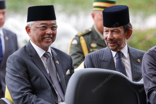 AL- SULTAN ABDULLAH RI'AYATUDDIN AL -MUSTAFA BILLAH SHAH