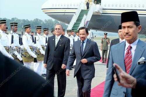 KL31_03092012_BRUNEI