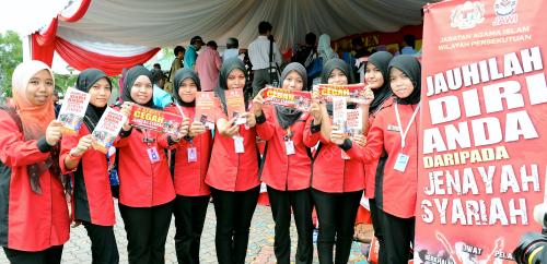 KL31_03122012_WANITA